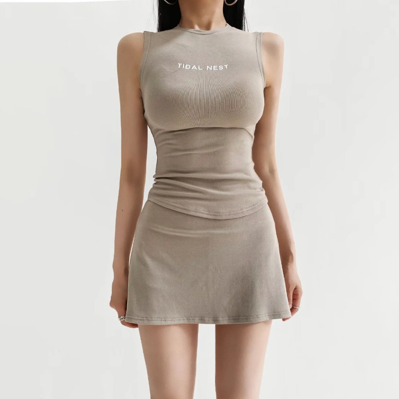 New Letter Printed Round Neck  - Fitness & Nutrition Lab review and price